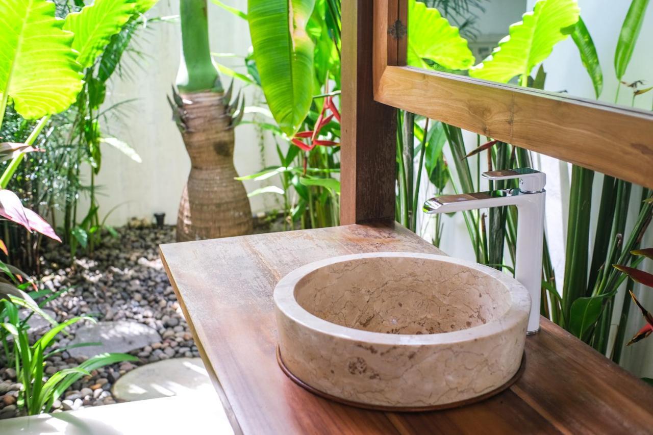 Molokai Suites Uluwatu Extérieur photo