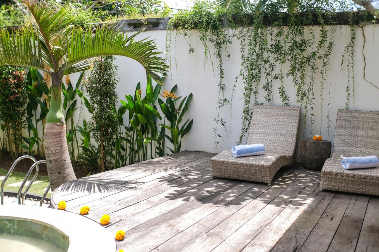 Molokai Suites Uluwatu Extérieur photo