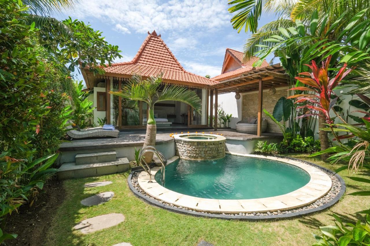 Molokai Suites Uluwatu Extérieur photo