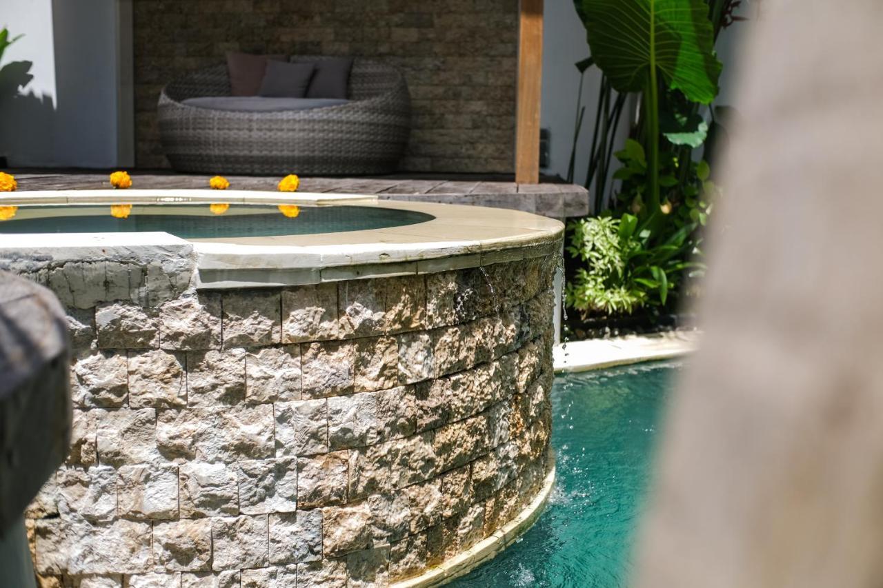 Molokai Suites Uluwatu Extérieur photo