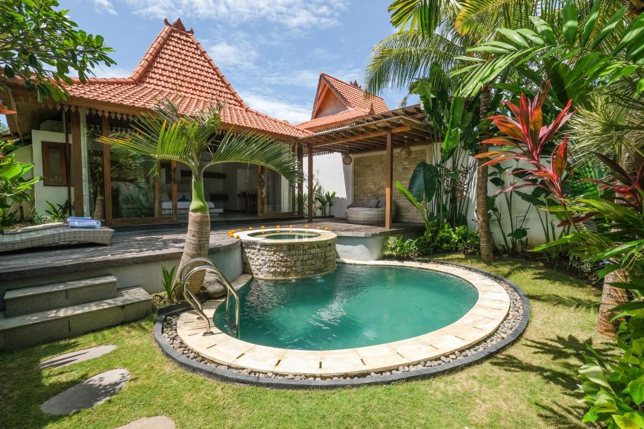 Molokai Suites Uluwatu Extérieur photo